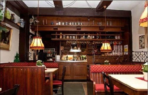 Hotel Ratskeller Gehrden Buitenkant foto